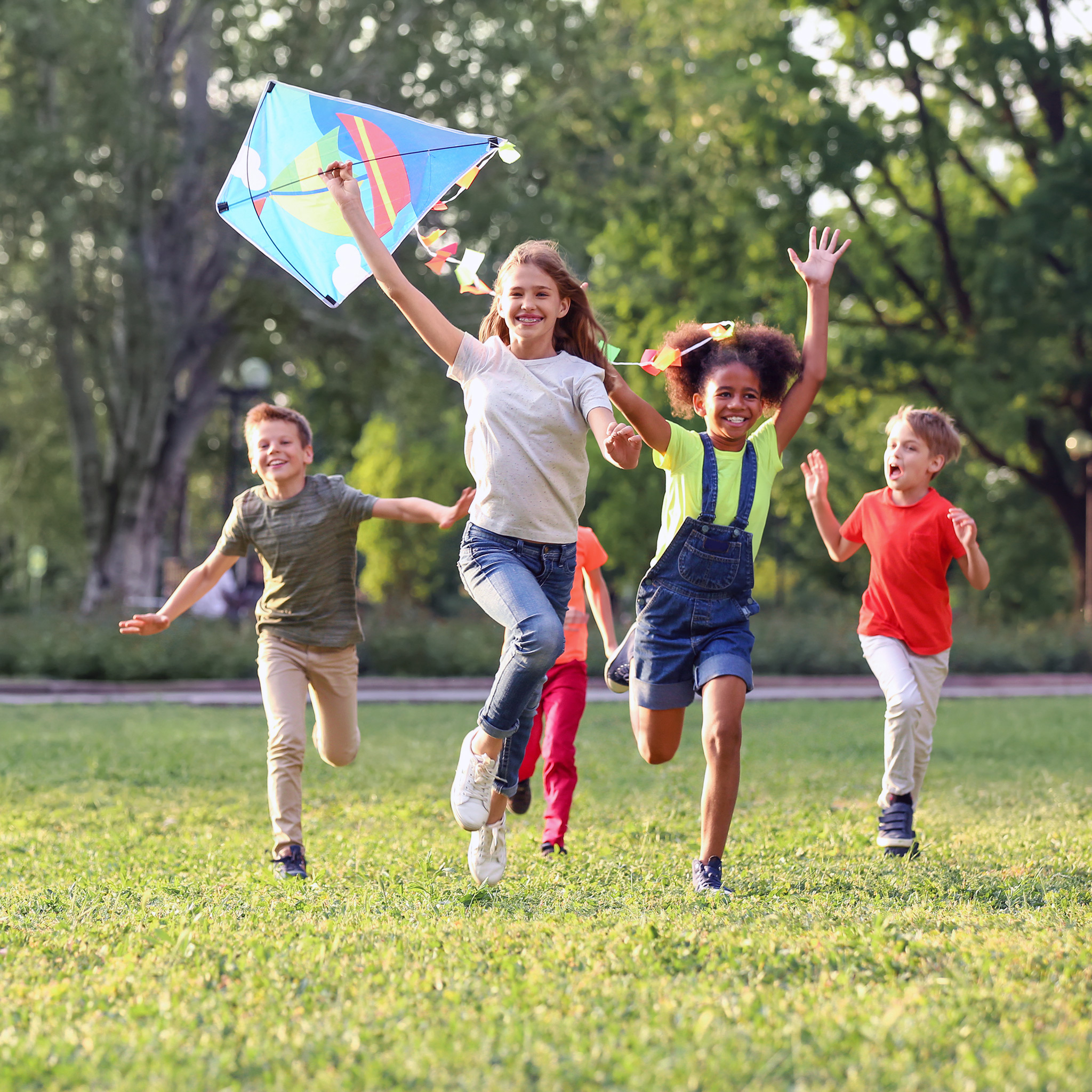 FERIENANGEBOTE FÜR KINDER UND JUGENDLICHE FERIENANGEBOTE FÜR KINDER UND JUGENDLICHE